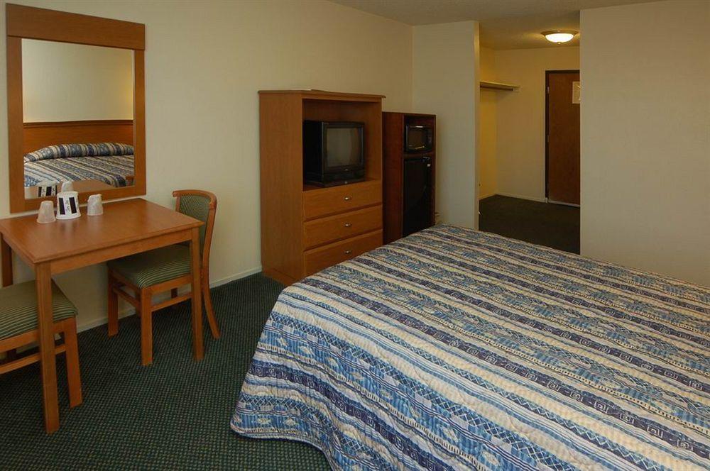 Travelodge By Wyndham Stockton Buitenkant foto